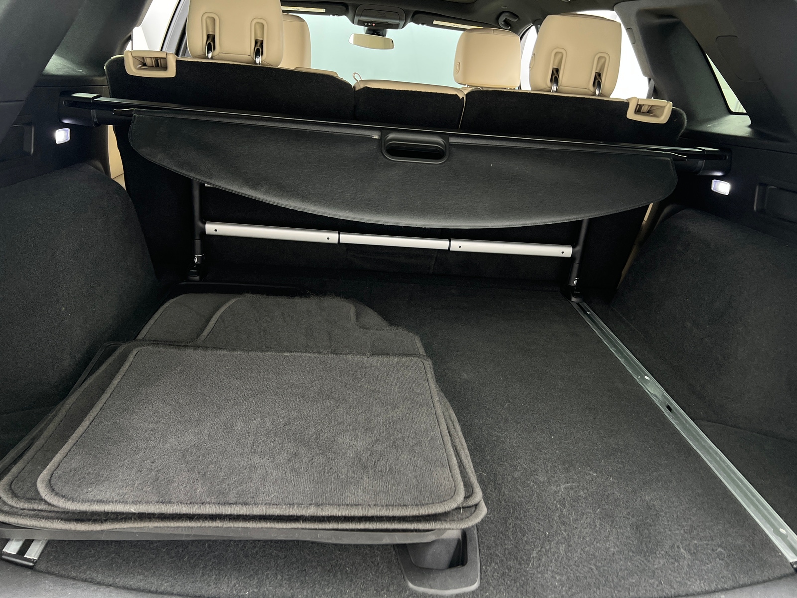 Thumbnail: 2017 Cadillac XT5 - 6