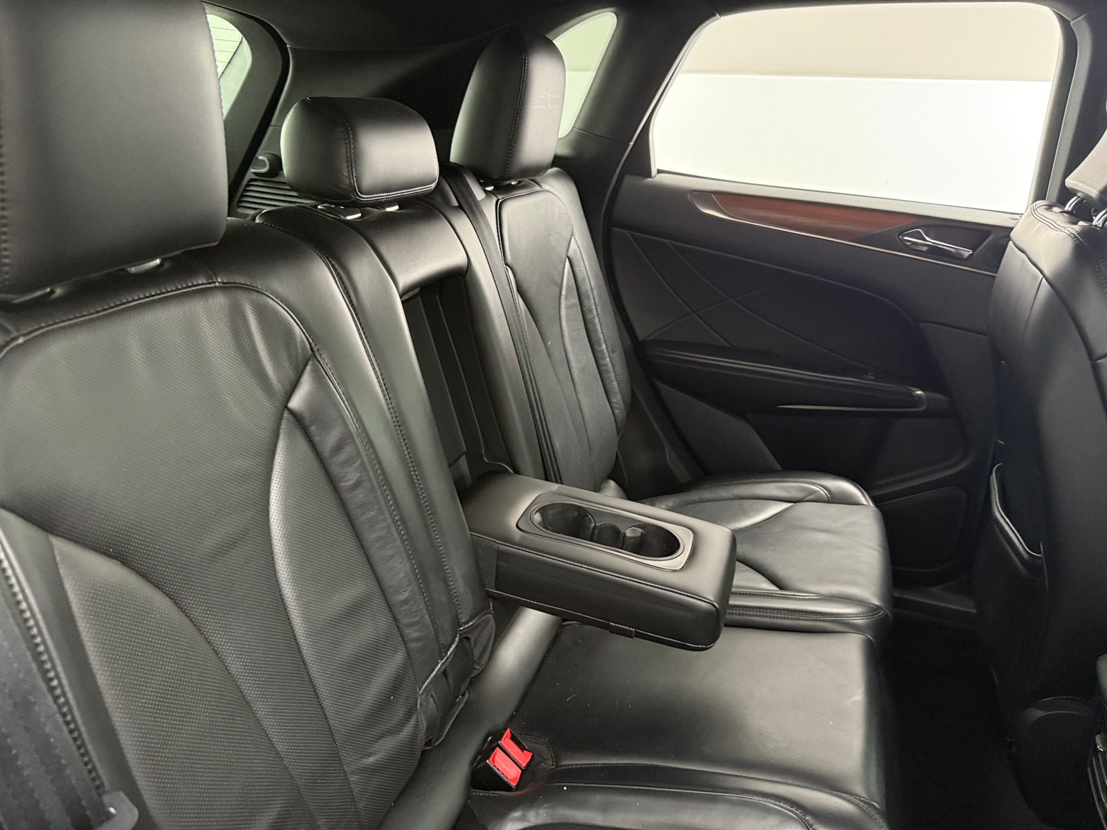 Thumbnail: 2017 Lincoln MKC - 5