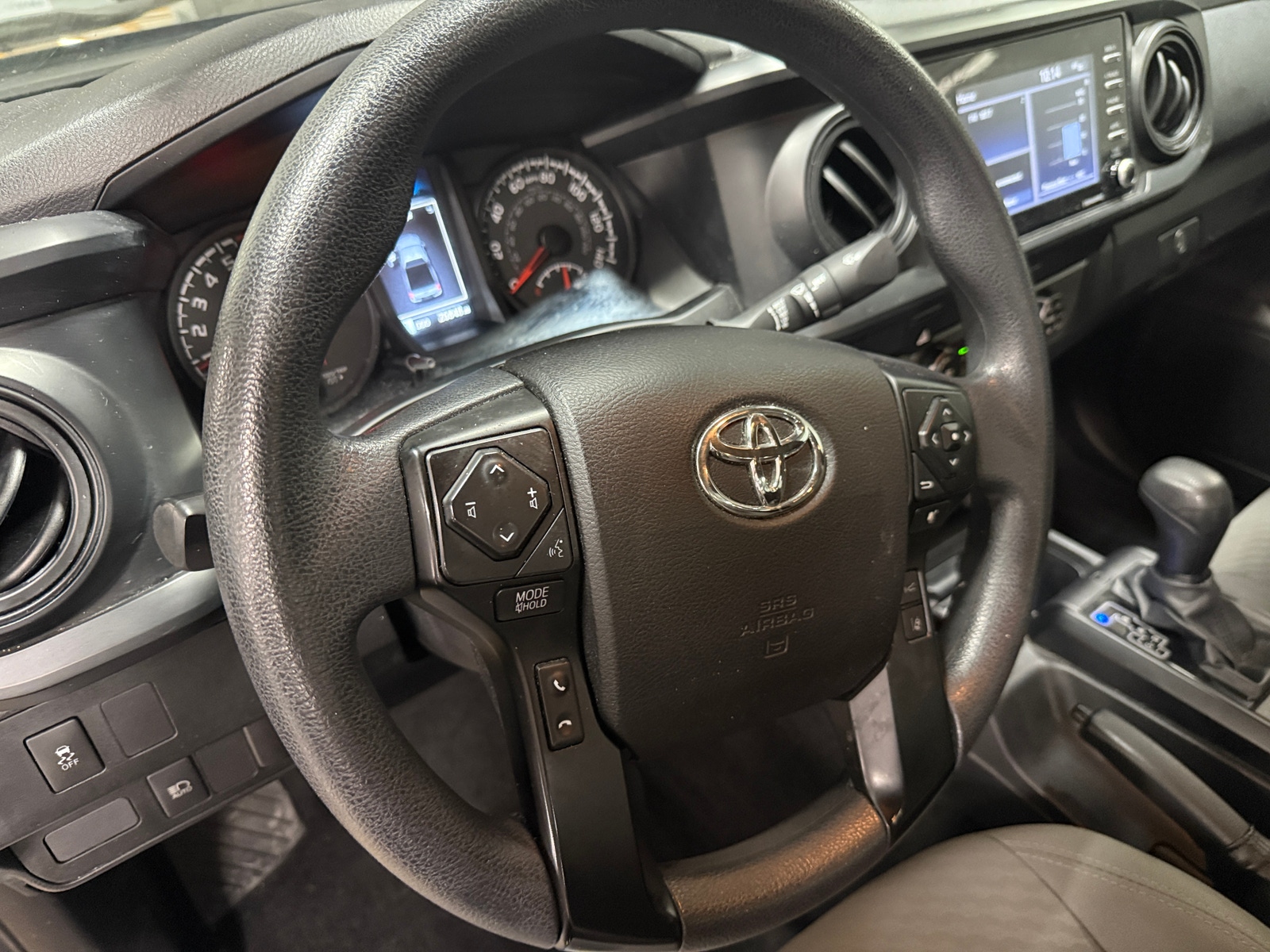 Thumbnail: 2022 Toyota Tacoma - 5