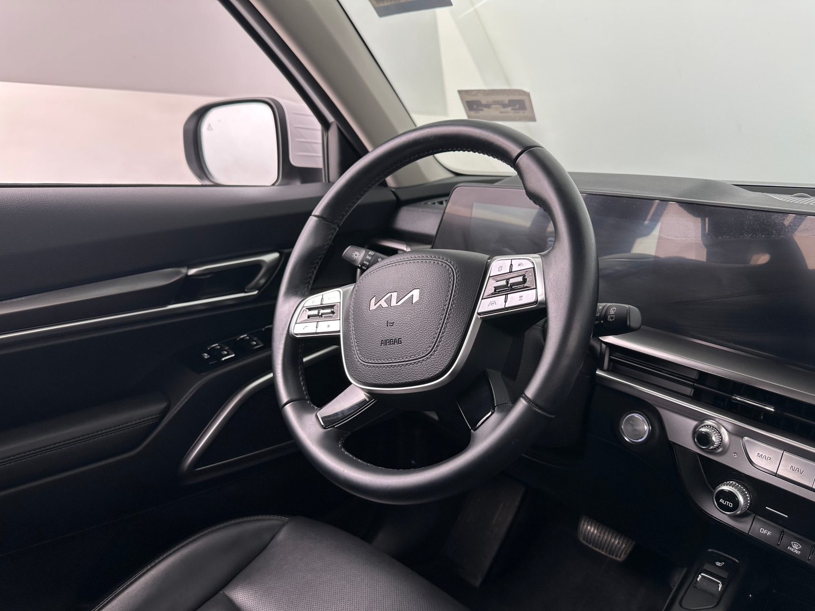 Thumbnail: 2024 Kia Telluride - 4