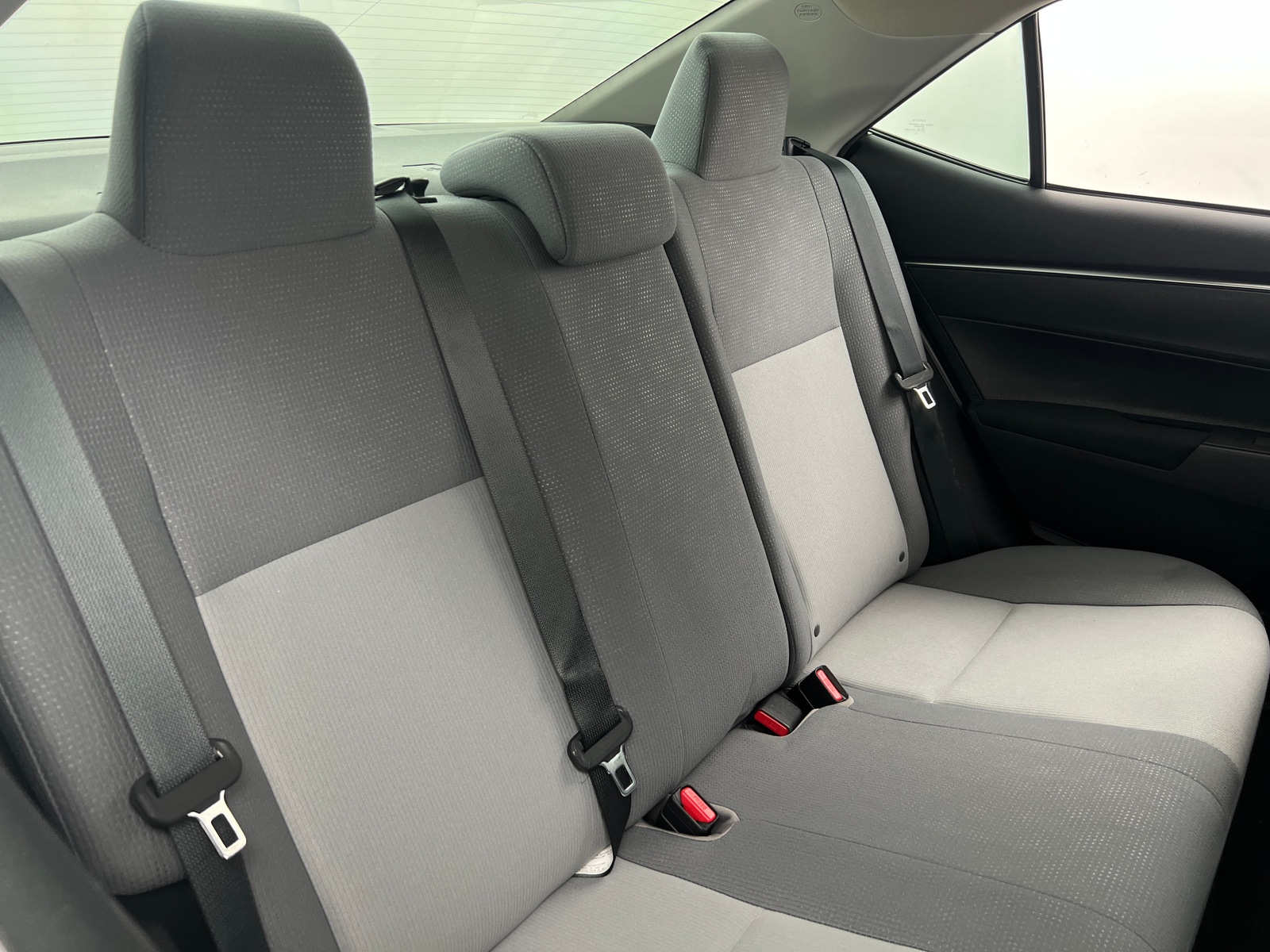 Thumbnail: 2015 Toyota Corolla - 6
