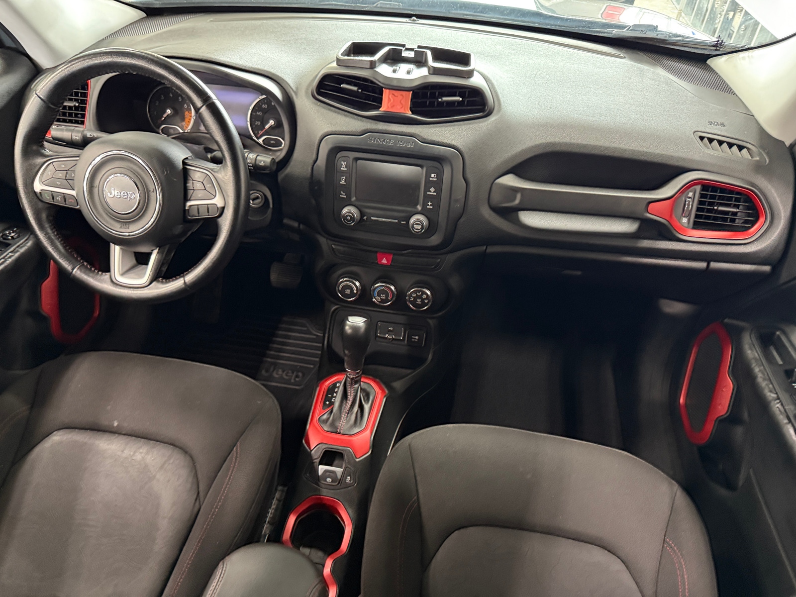 Thumbnail: 2015 Jeep Renegade - 3