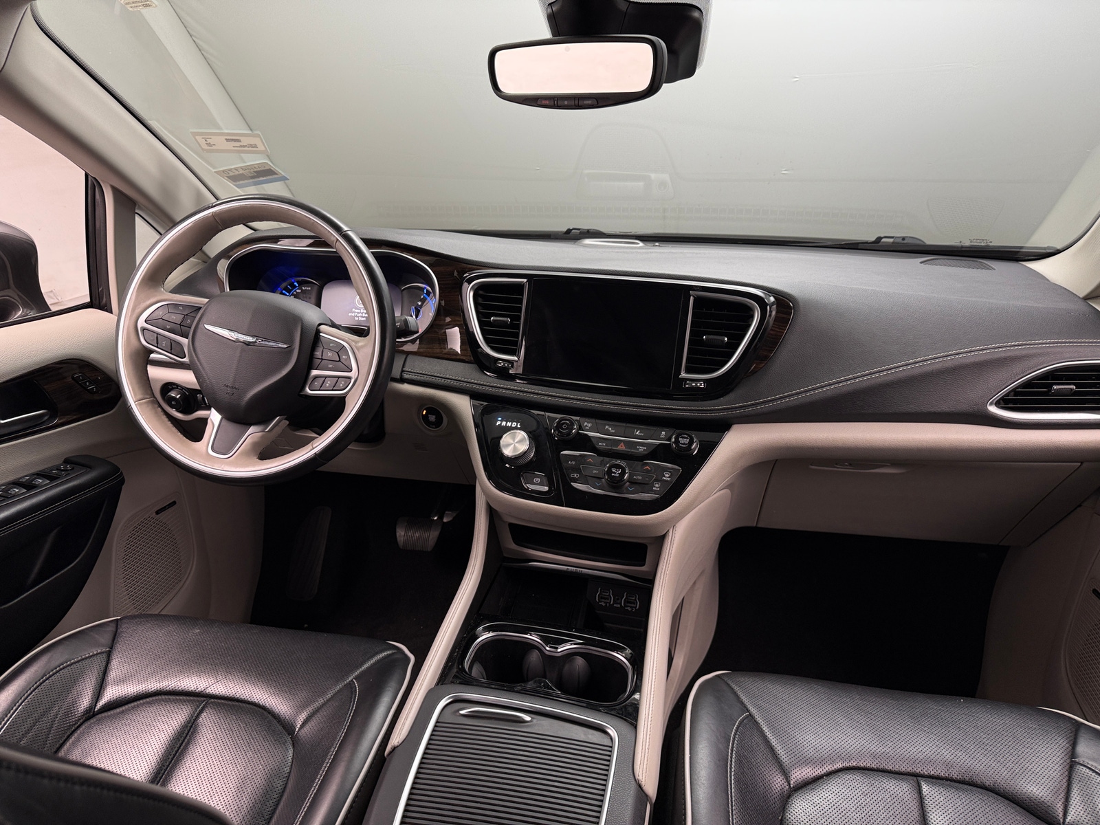 Thumbnail: 2021 Chrysler Pacifica - 2