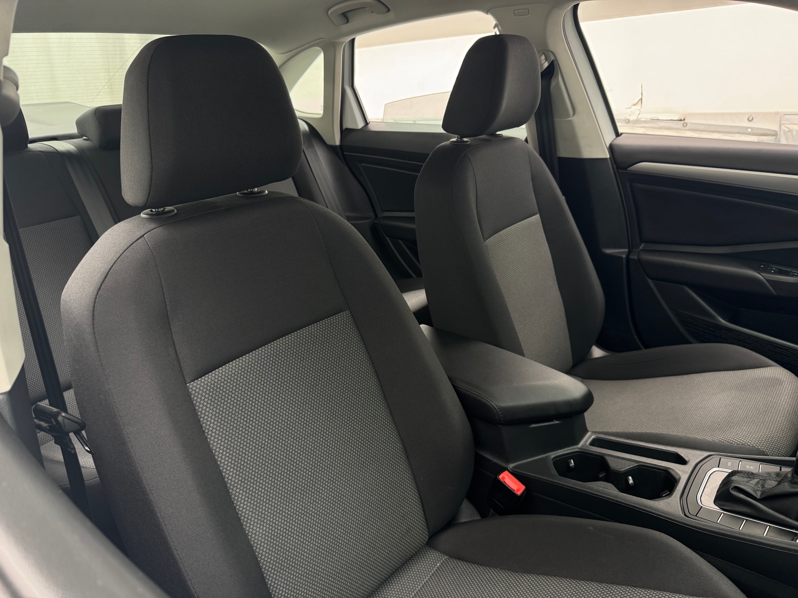 Thumbnail: 2021 Volkswagen Jetta - 2