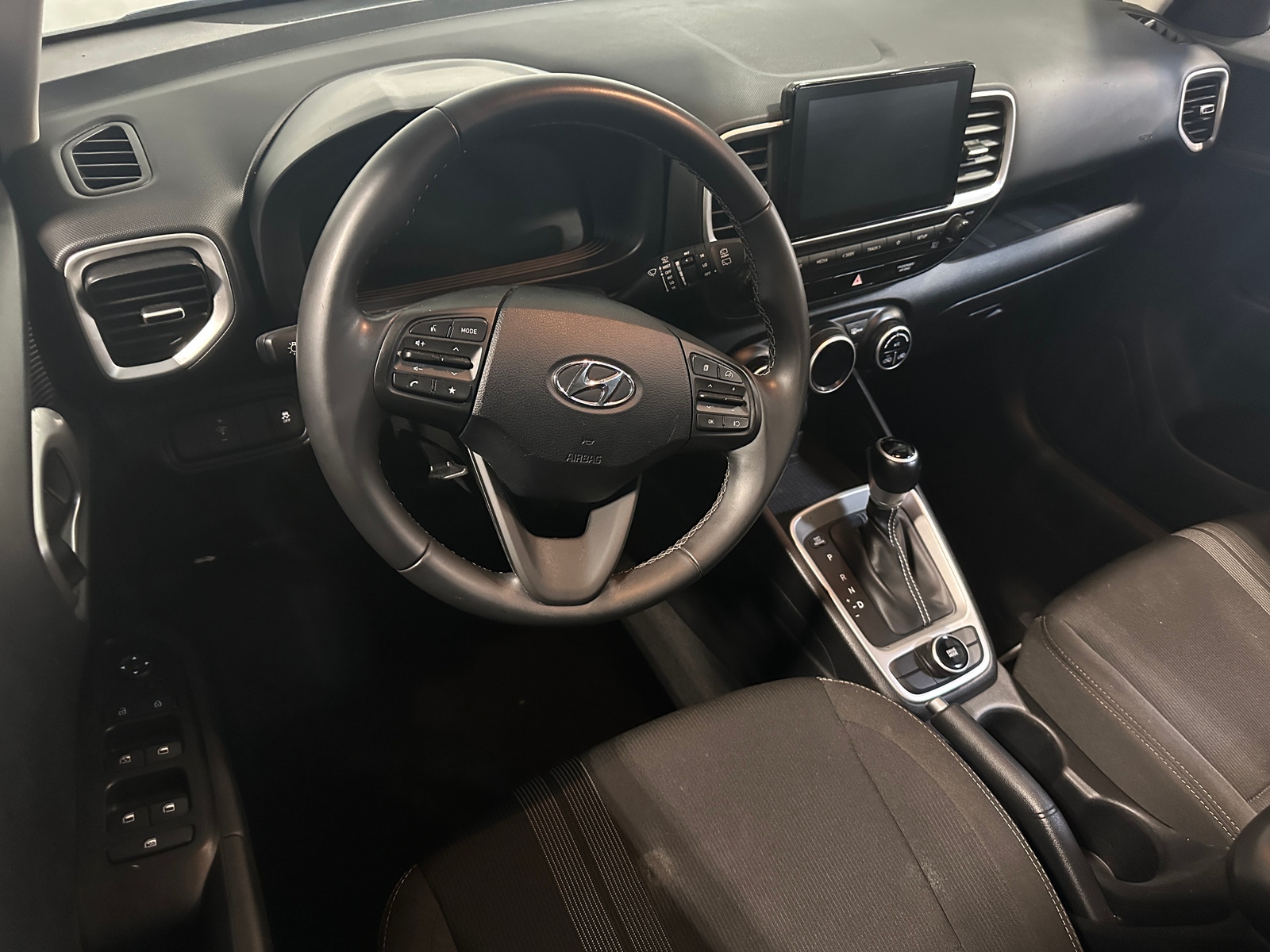 Thumbnail: 2025 Hyundai Venue - 3