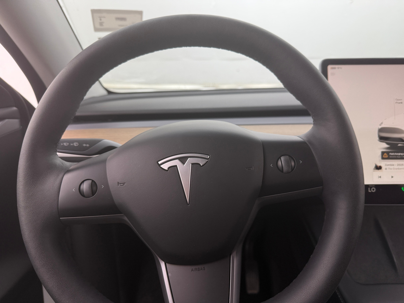 Thumbnail: 2023 Tesla Model Y - 4