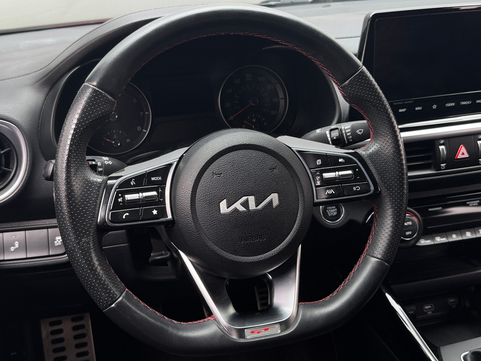 Thumbnail: 2023 Kia Forte - 4