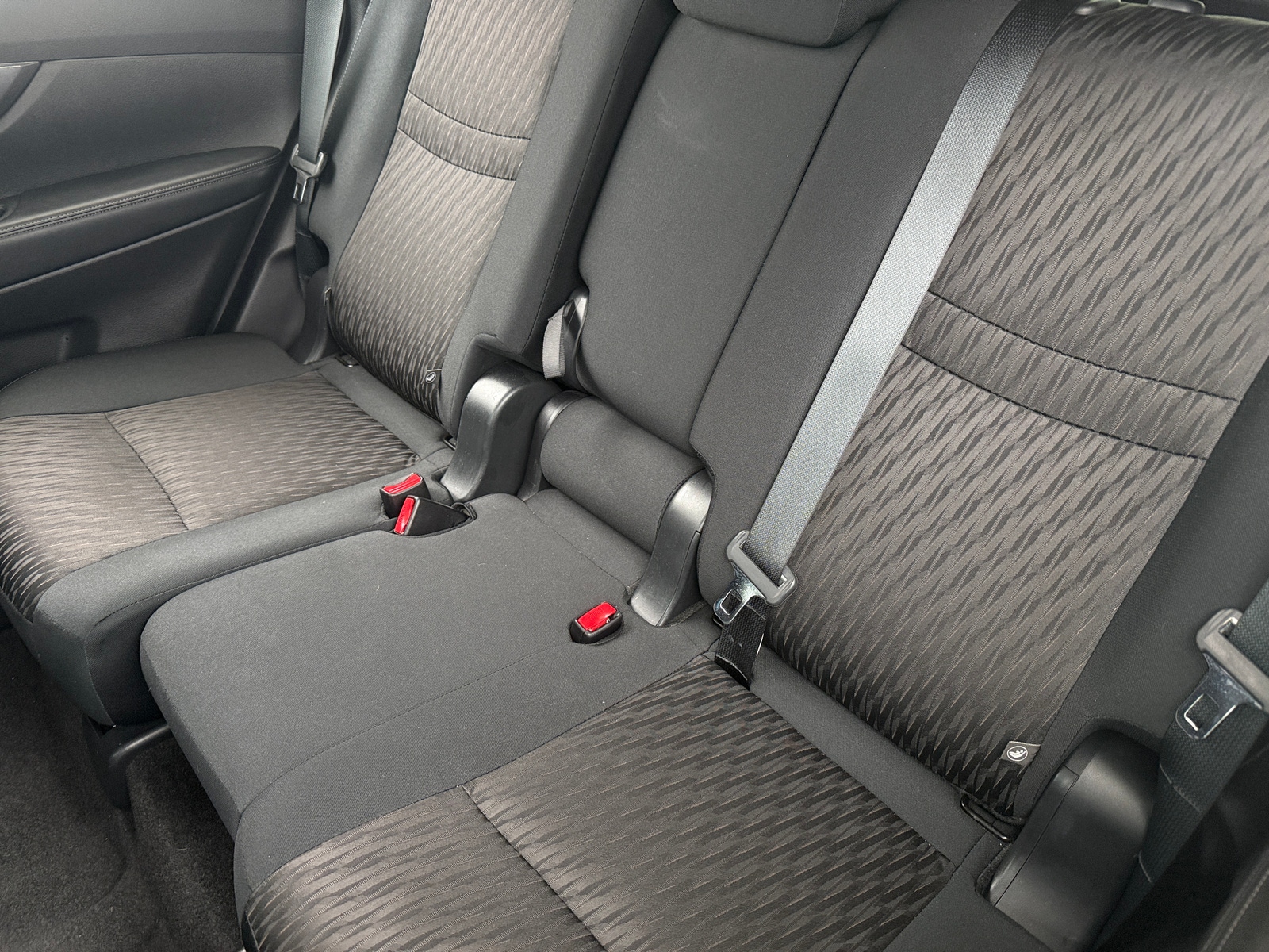 Thumbnail: 2019 Nissan Rogue - 6