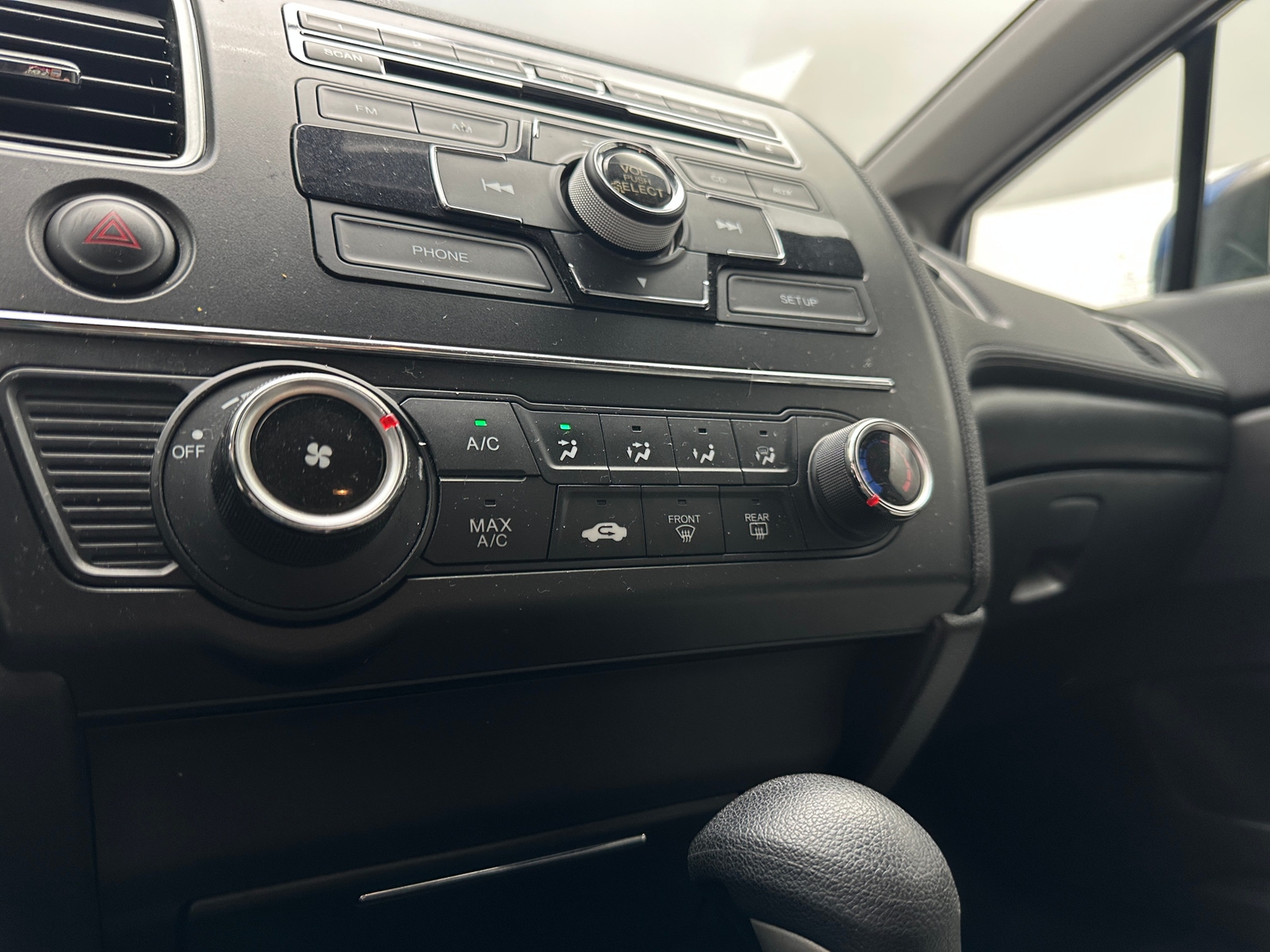 Thumbnail: 2015 Honda Civic - 3
