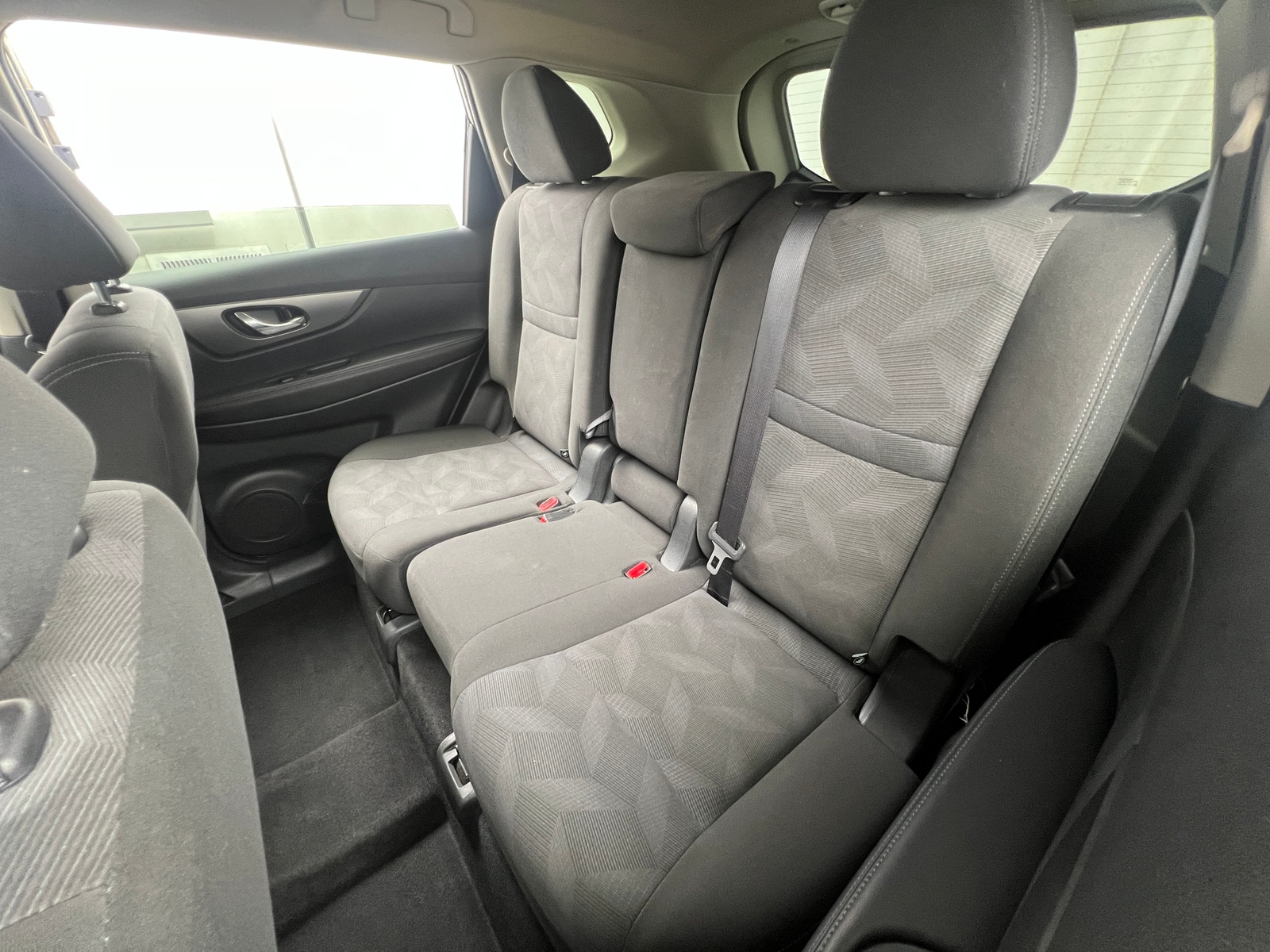Thumbnail: 2016 Nissan Rogue - 6