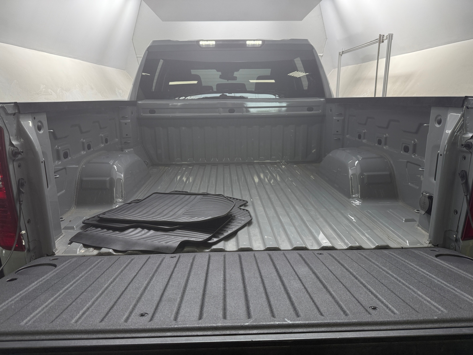 Thumbnail: 2024 Chevrolet Silverado 1500 - 7