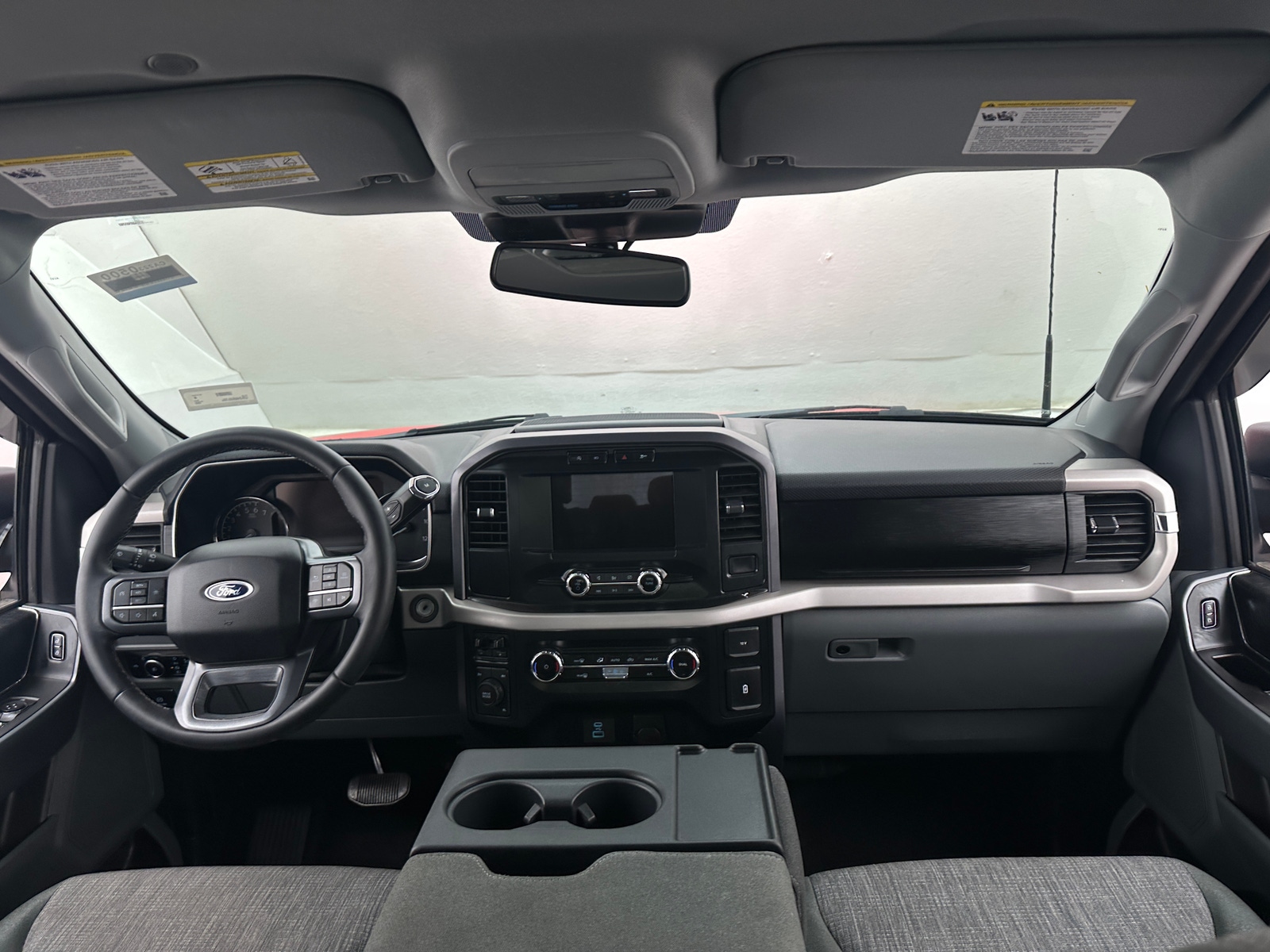Thumbnail: 2023 Ford Econoline - 3