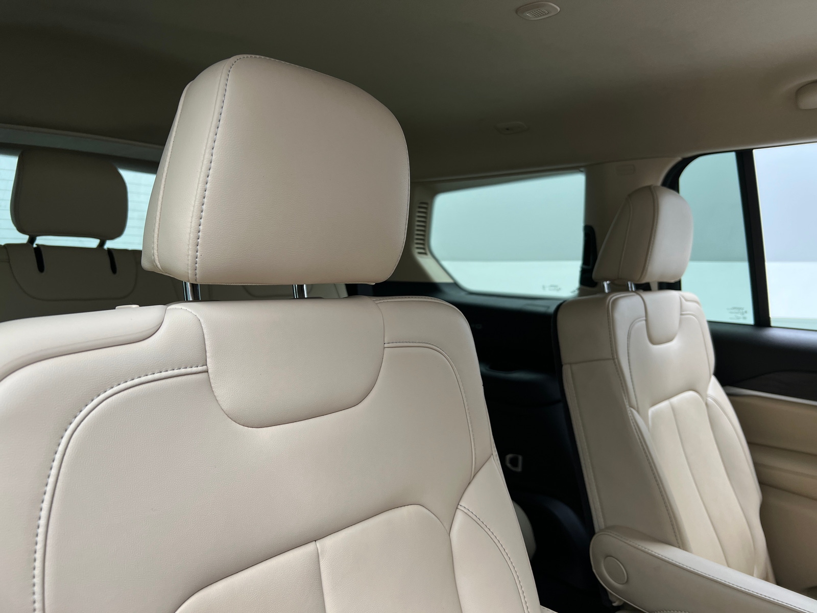 Thumbnail: 2021 Jeep Grand Cherokee L - 5