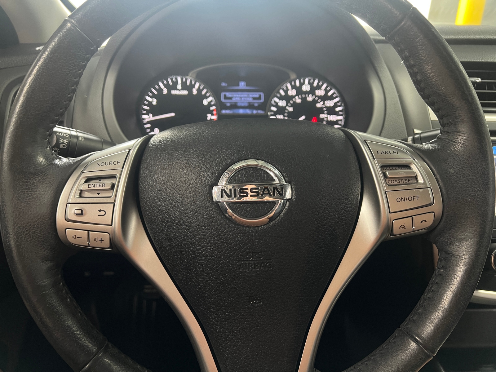 Thumbnail: 2017 Nissan Altima - 5