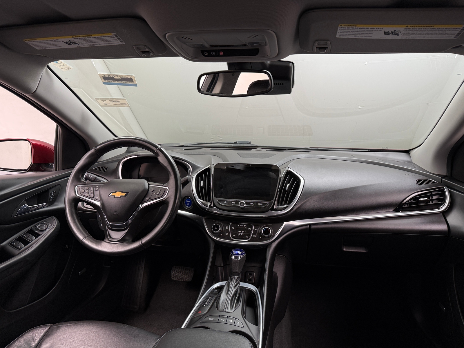 Thumbnail: 2017 Chevrolet Volt - 2