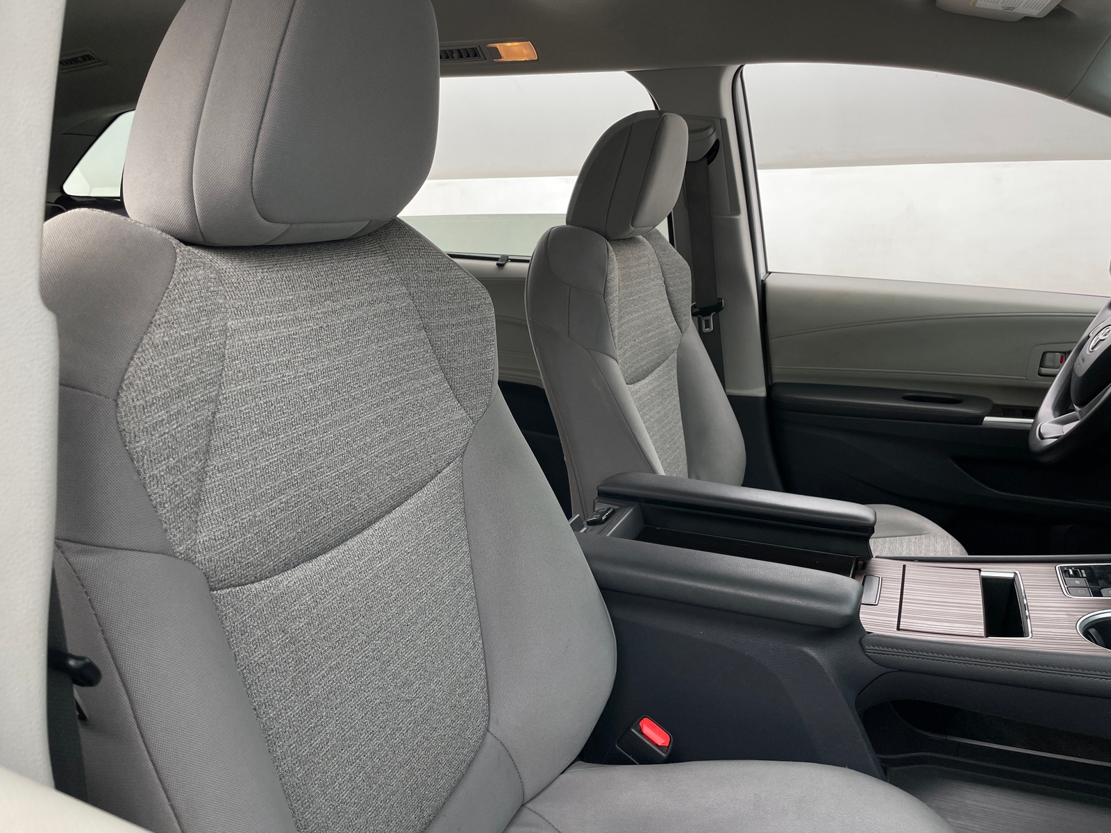 Thumbnail: 2021 Toyota Sienna - 2