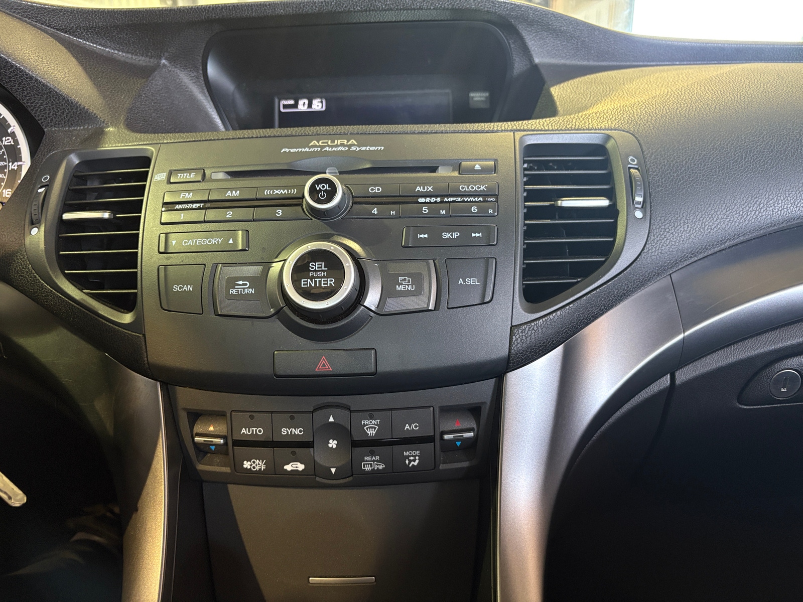 Thumbnail: 2012 Acura TSX - 3