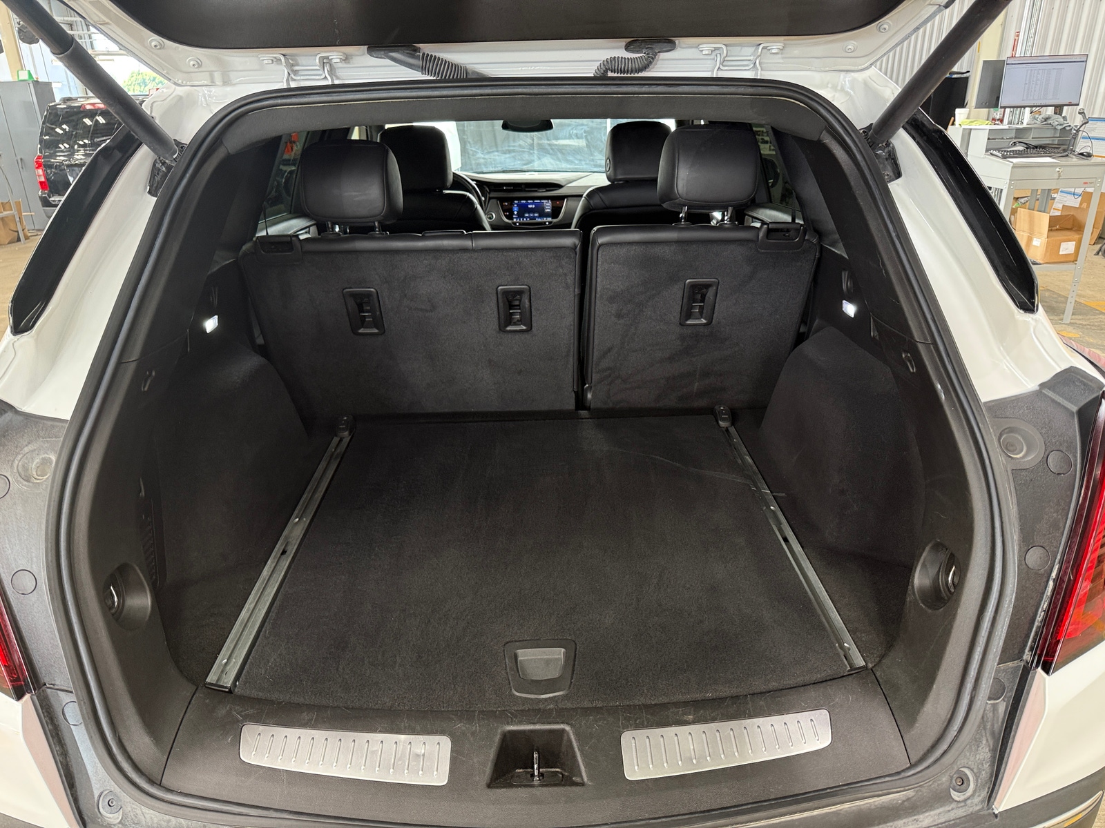 Thumbnail: 2023 Cadillac XT5 - 6