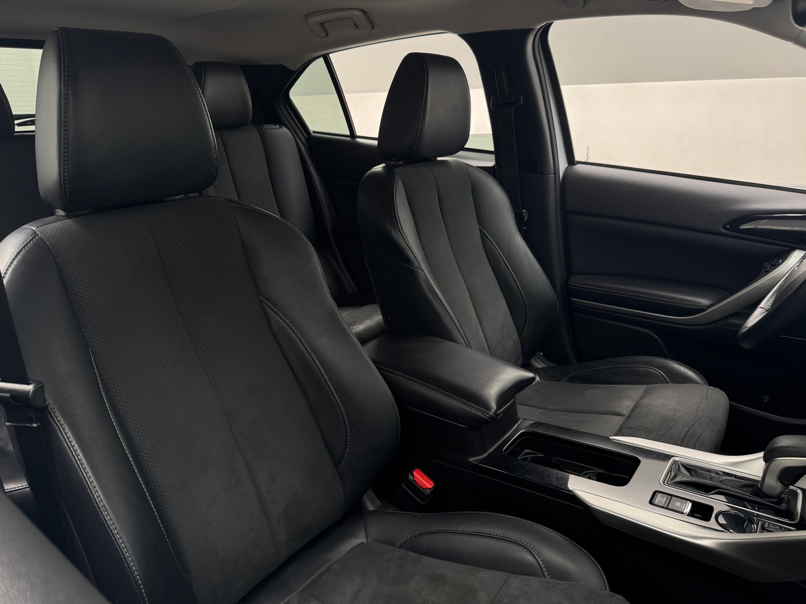 Thumbnail: 2022 Mitsubishi Eclipse Cross - 2