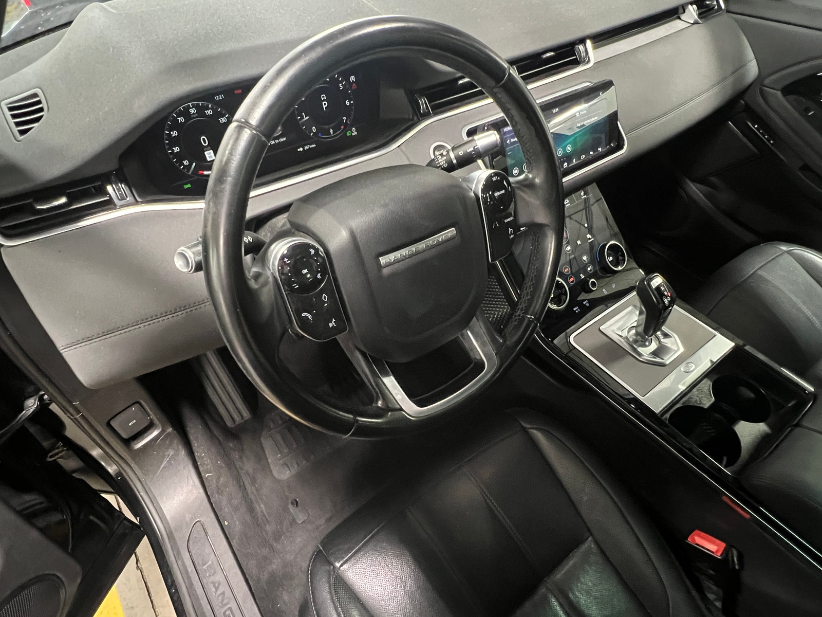 Thumbnail: 2020 Land Rover Range Rover Evoque - 2