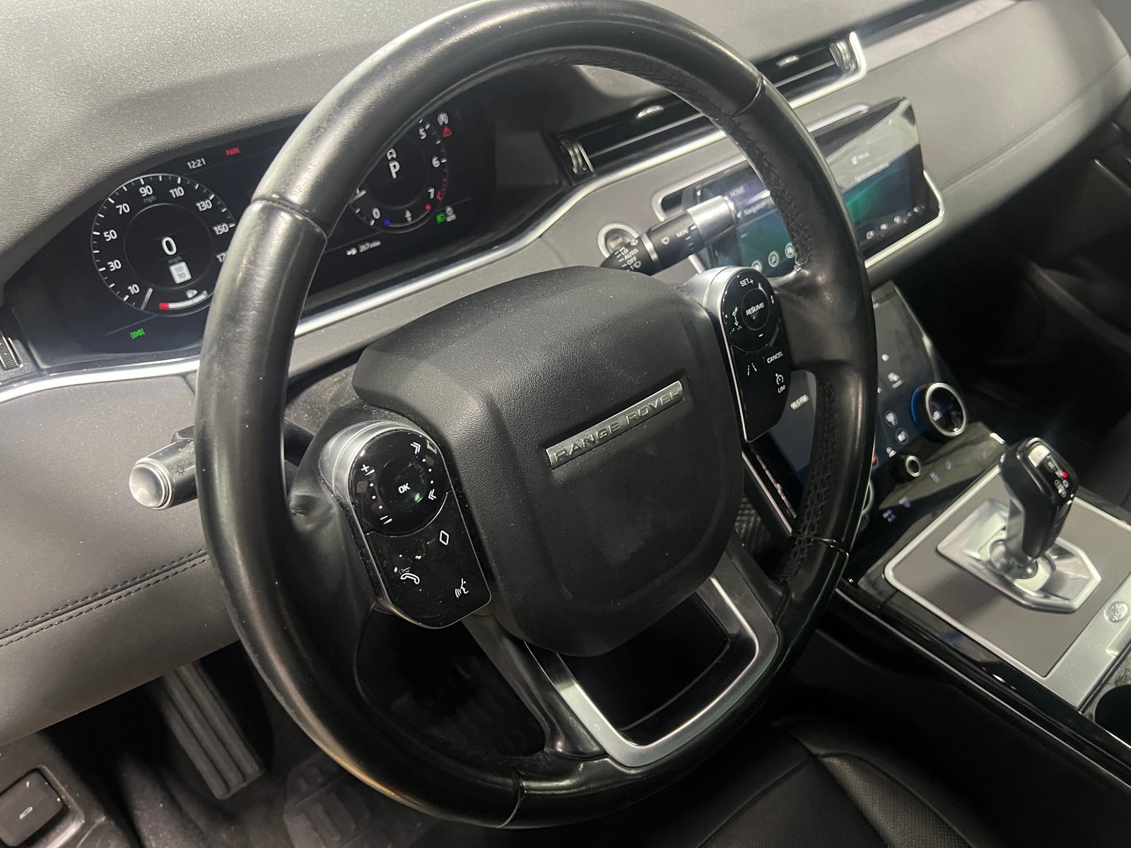 Thumbnail: 2020 Land Rover Range Rover Evoque - 4