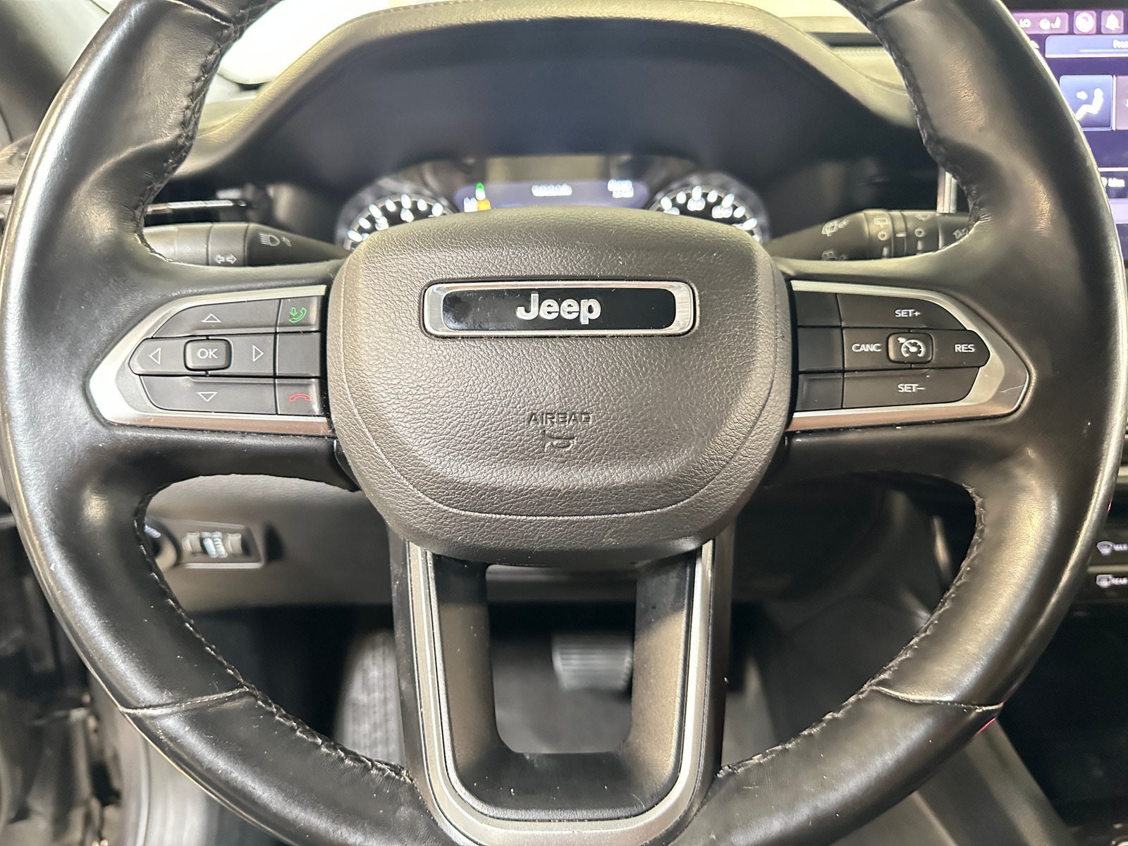 Thumbnail: 2022 Jeep Compass - 4