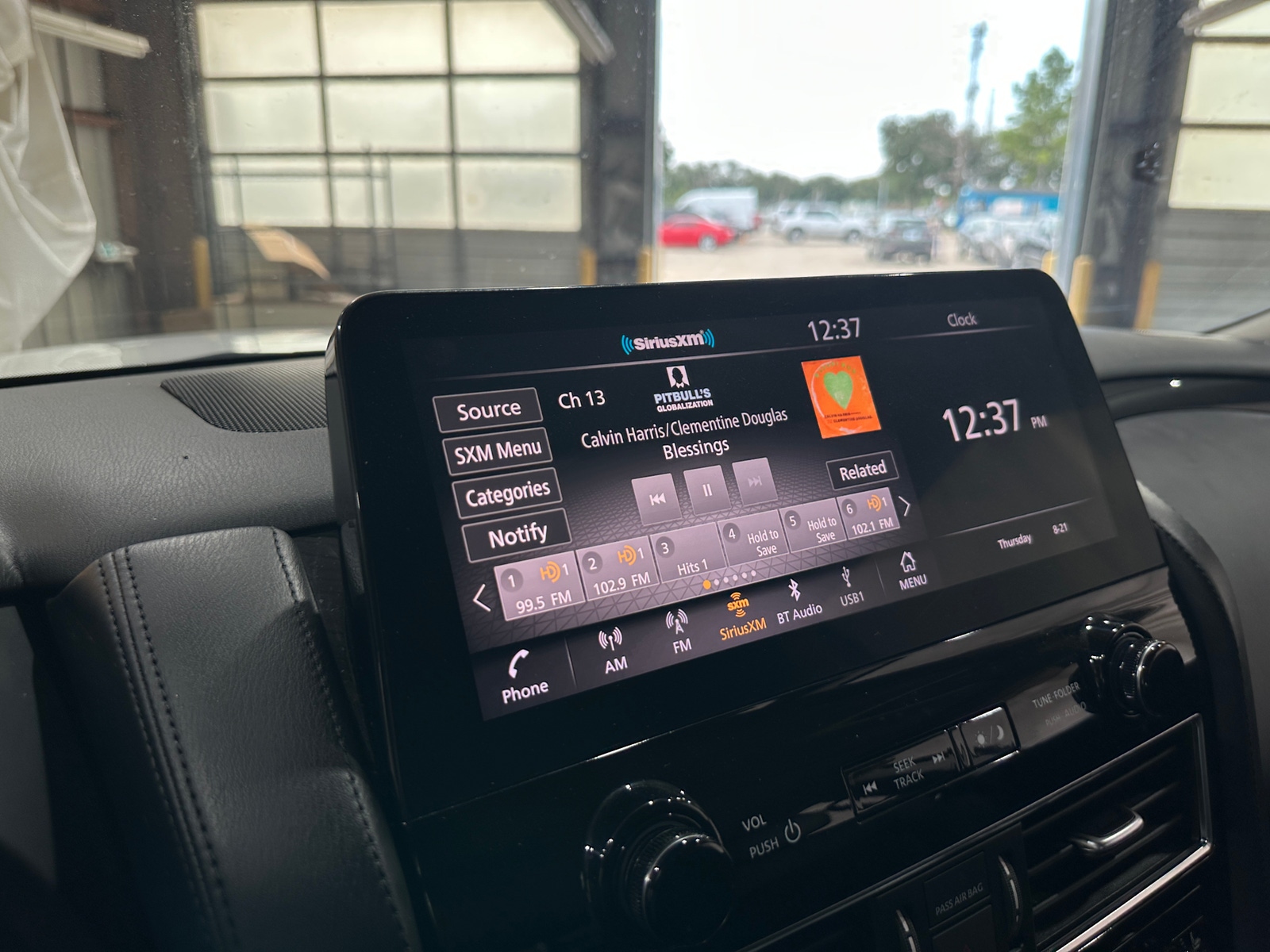 Thumbnail: 2021 Nissan Armada - 3