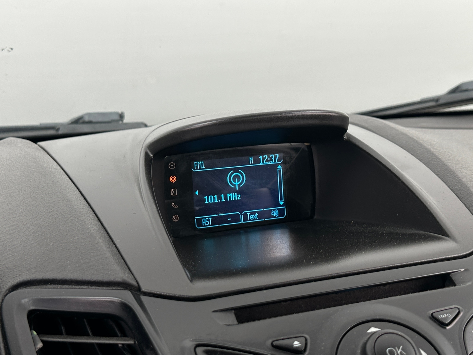 Thumbnail: 2014 Ford Fiesta - 4