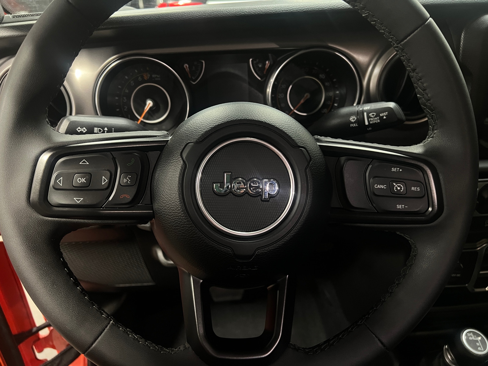 Thumbnail: 2023 Jeep Gladiator - 5