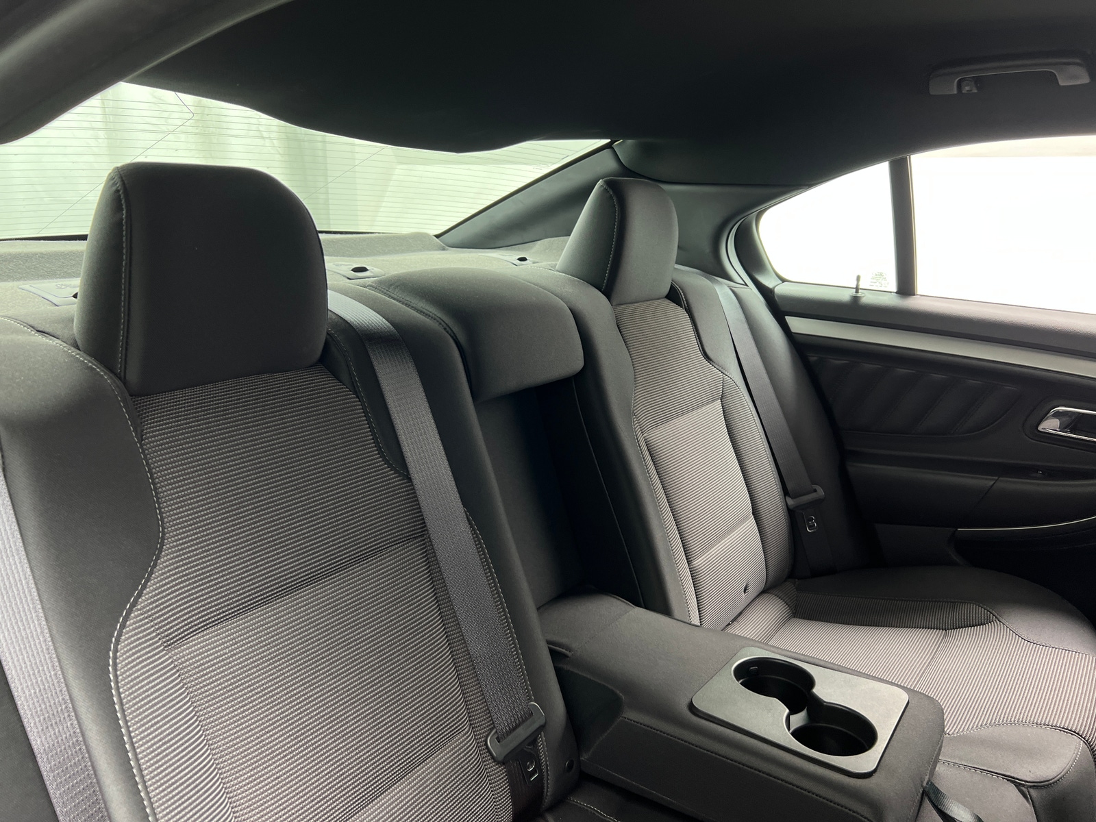 Thumbnail: 2017 Ford Taurus - 6