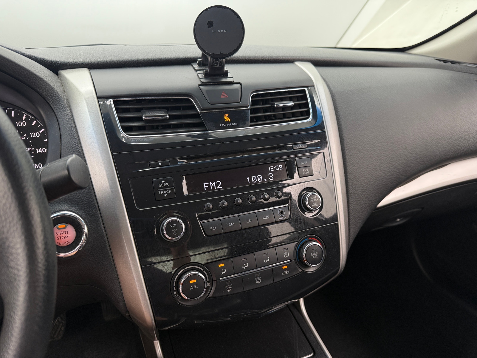 Thumbnail: 2014 Nissan Altima - 4