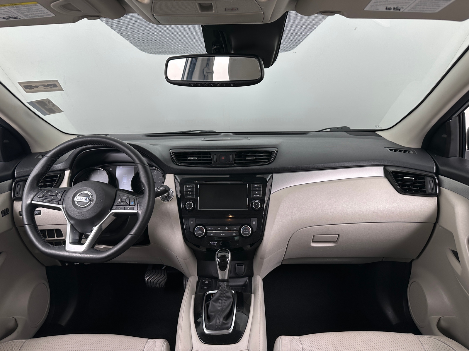 Thumbnail: 2020 Nissan Rogue Sport - 2