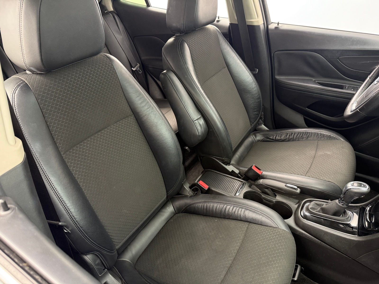 Thumbnail: 2017 Buick Encore - 2