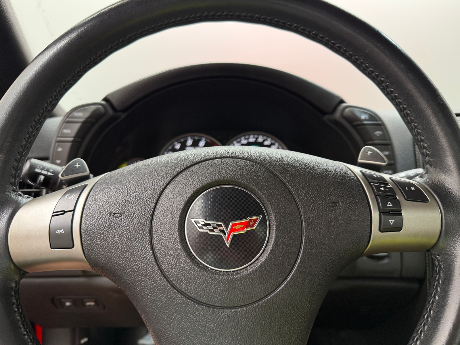 Thumbnail: 2010 Chevrolet Corvette - 3