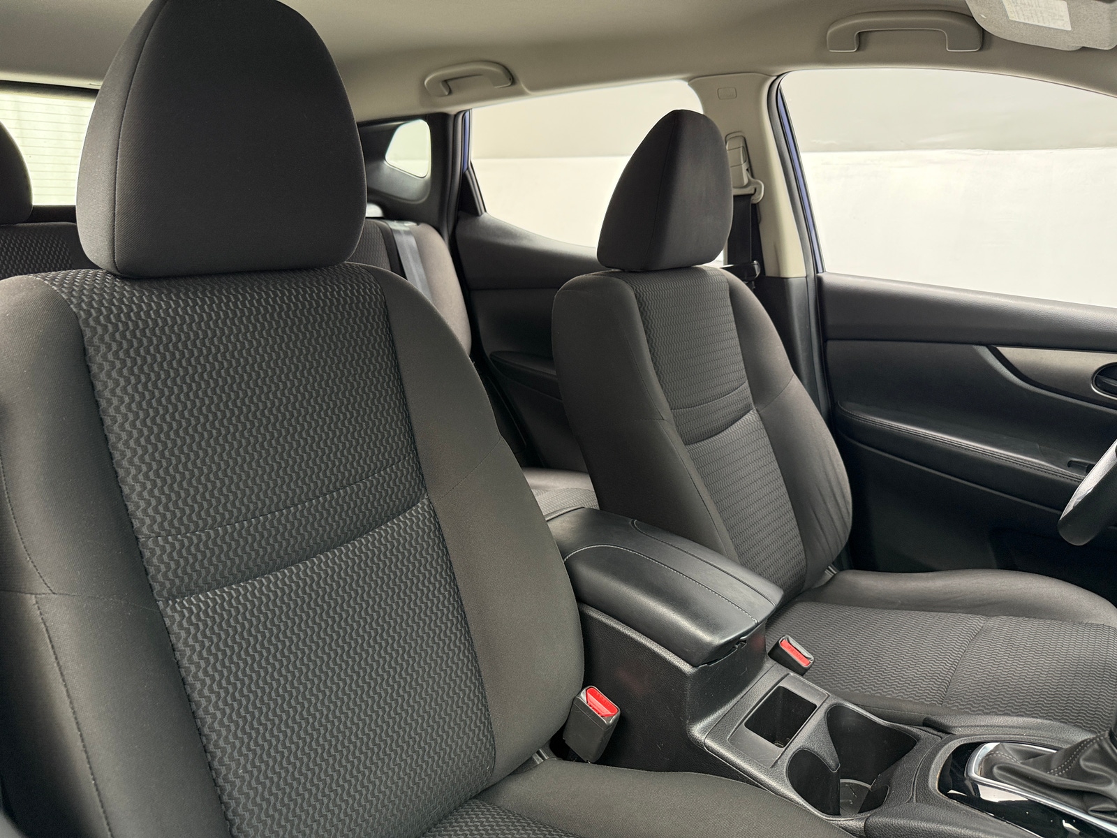 Thumbnail: 2019 Nissan Rogue Sport - 2