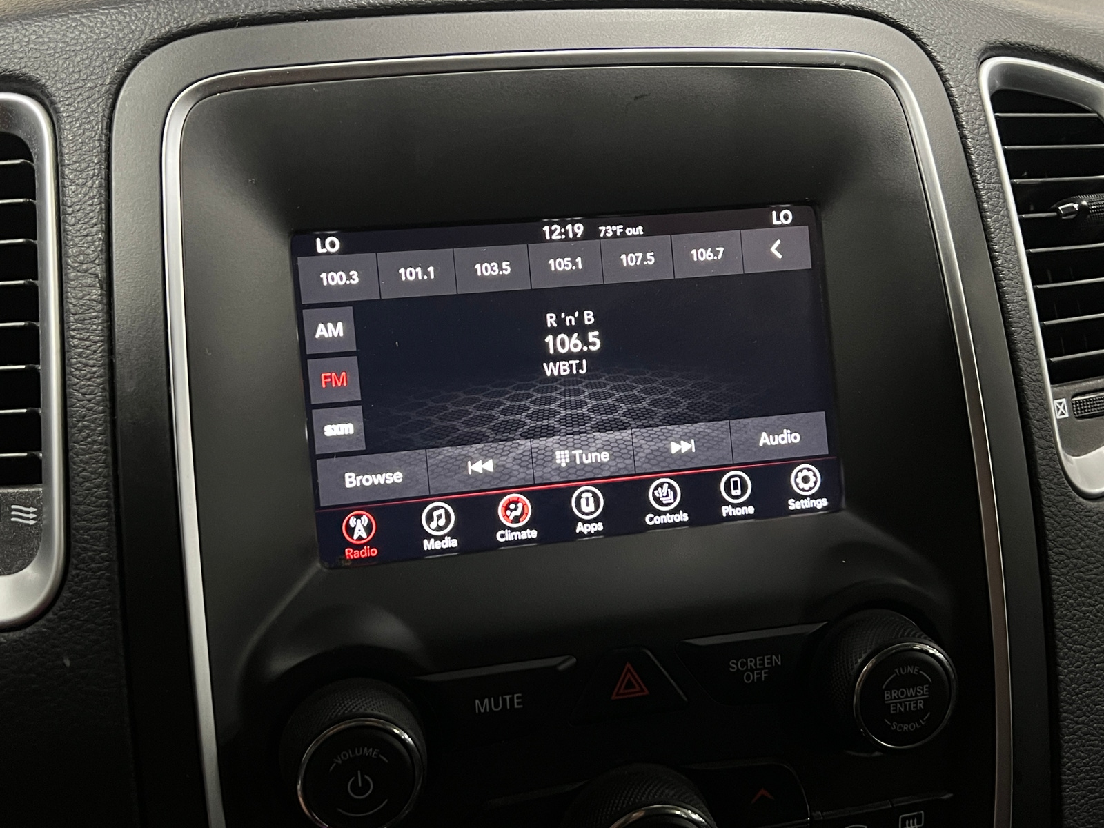 Thumbnail: 2019 Dodge Durango - 4