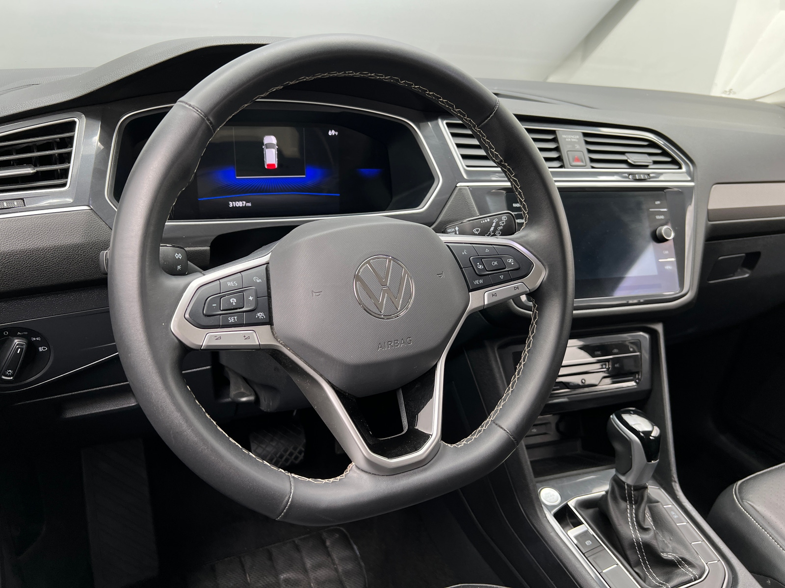 Thumbnail: 2024 Volkswagen Tiguan - 4