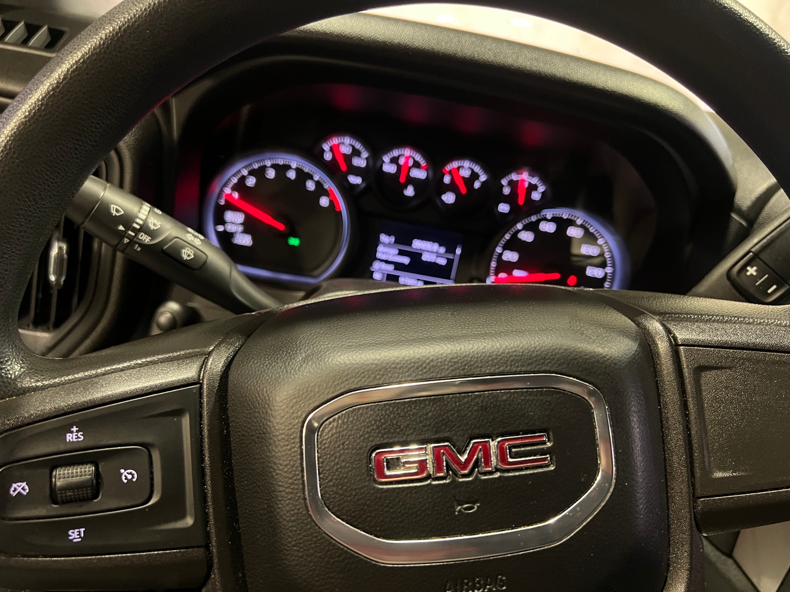 Thumbnail: 2022 GMC Sierra 1500 - 4