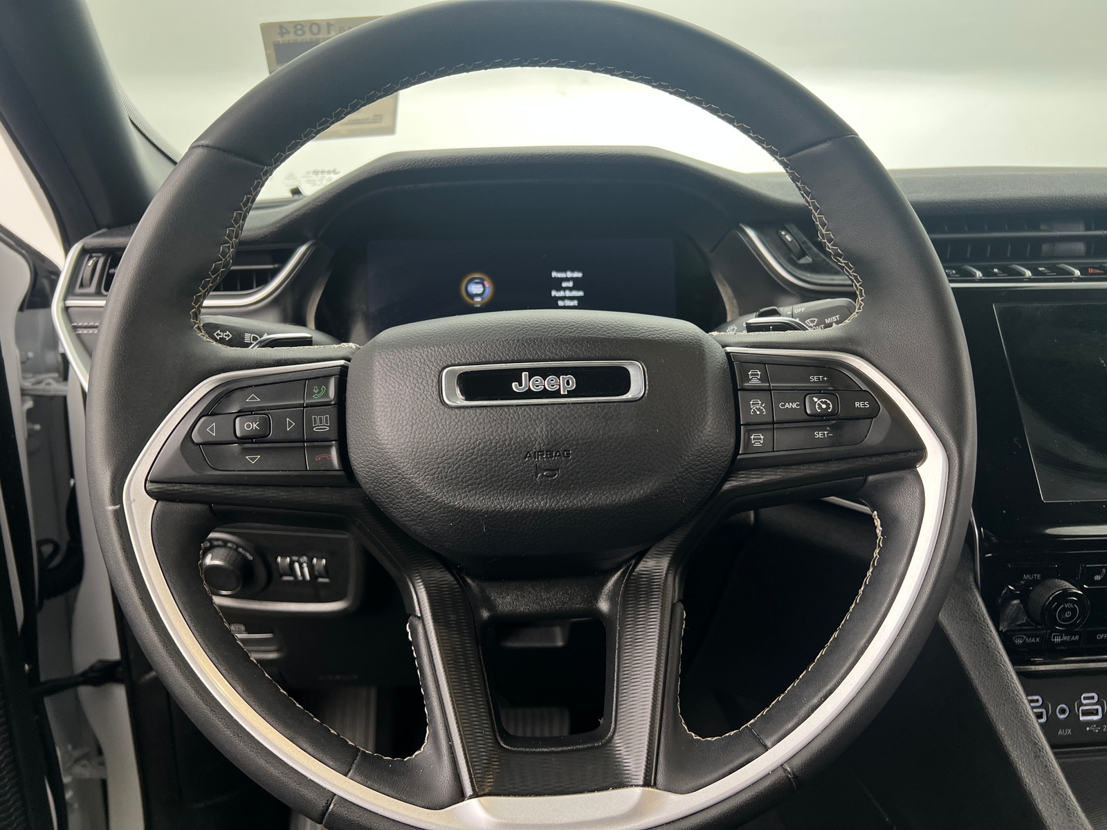 Thumbnail: 2024 Jeep Grand Cherokee L - 5