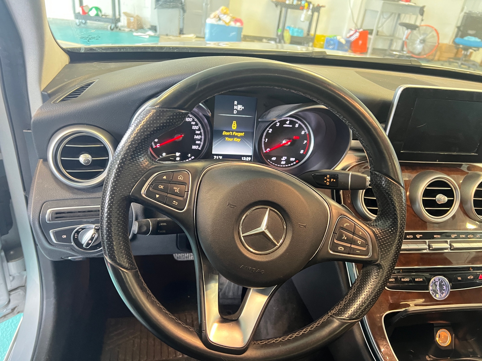 Thumbnail: 2015 Mercedes-Benz C-Class - 4