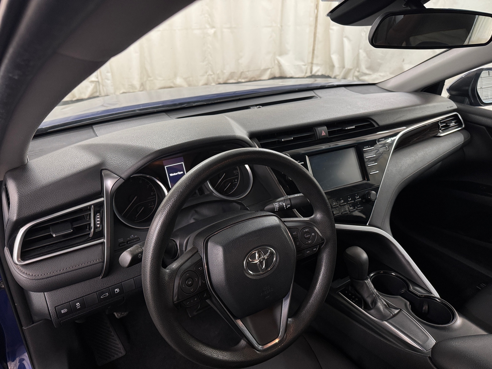 Thumbnail: 2018 Toyota Camry - 3