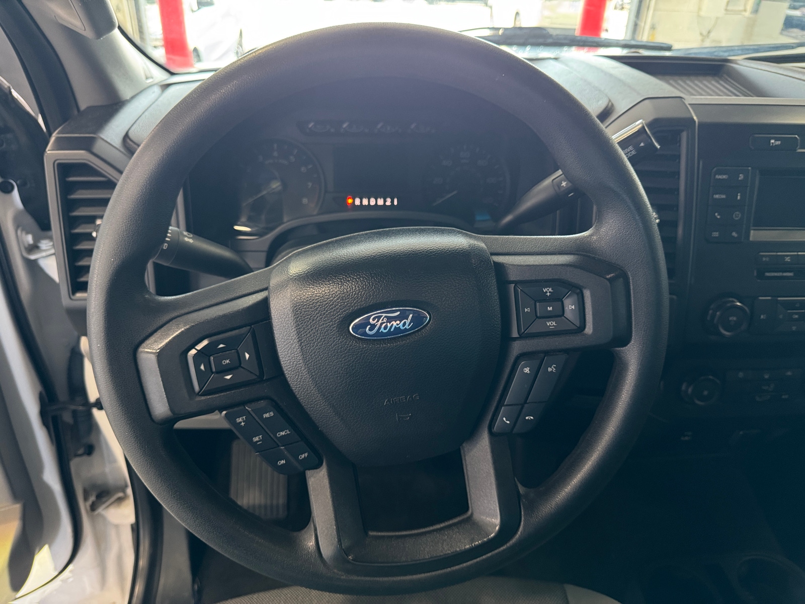 Thumbnail: 2019 Ford Econoline - 5