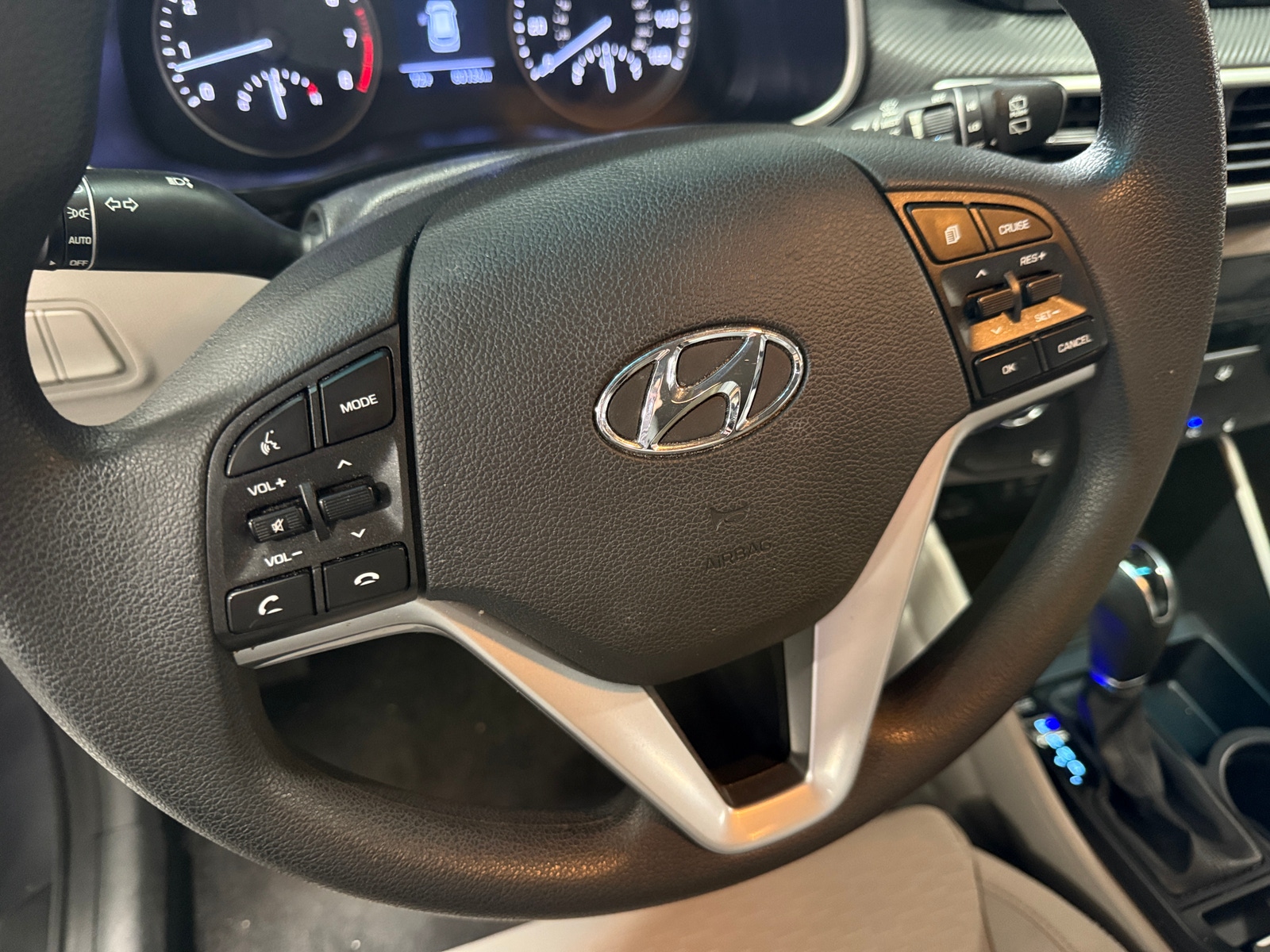 Thumbnail: 2019 Hyundai Tucson - 5
