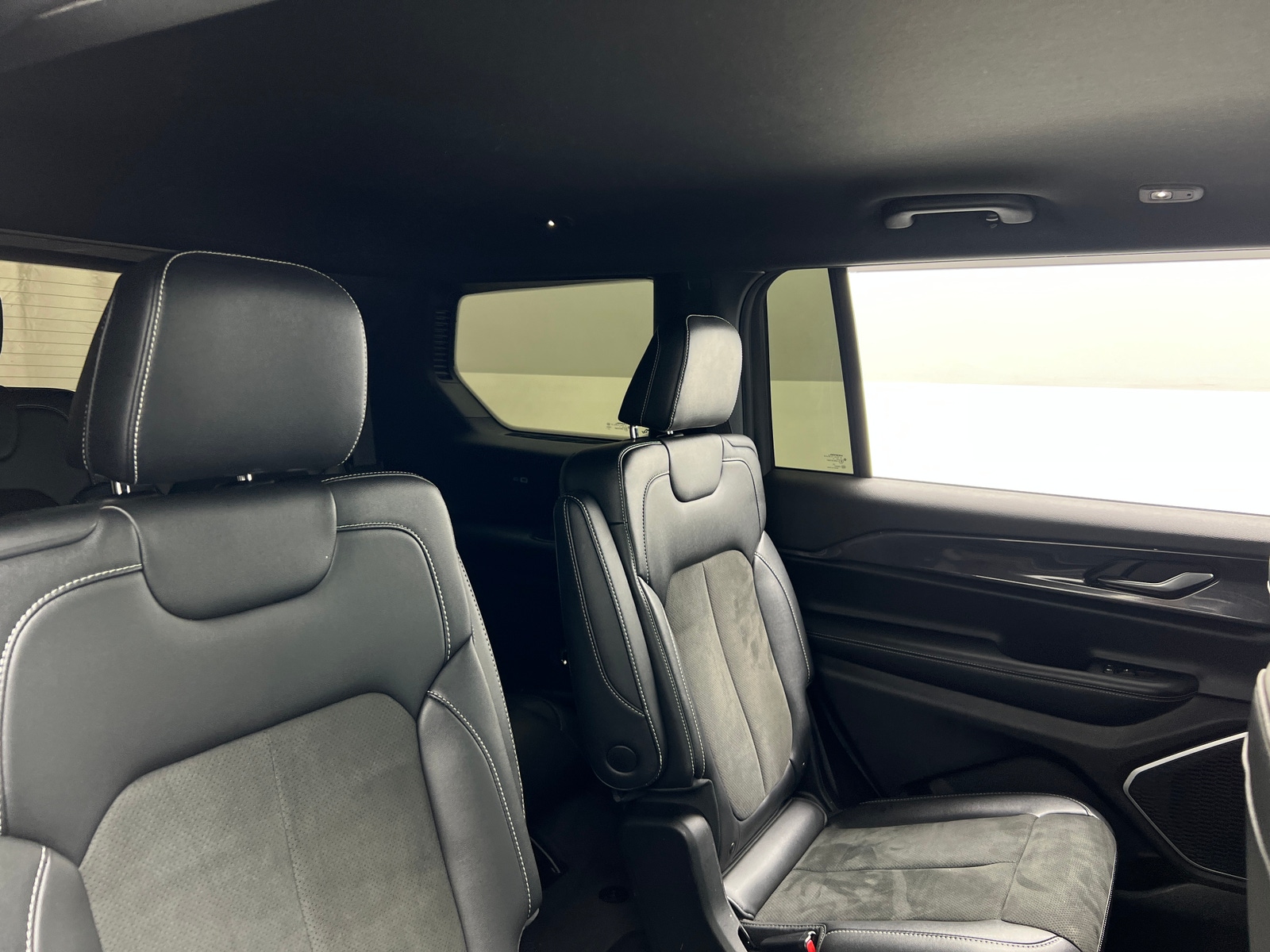 Thumbnail: 2021 Jeep Grand Cherokee L - 5