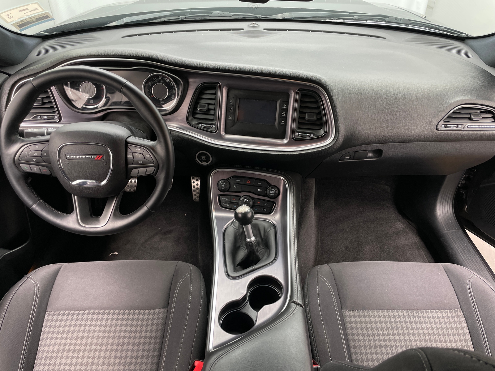 Thumbnail: 2015 Dodge Challenger - 3