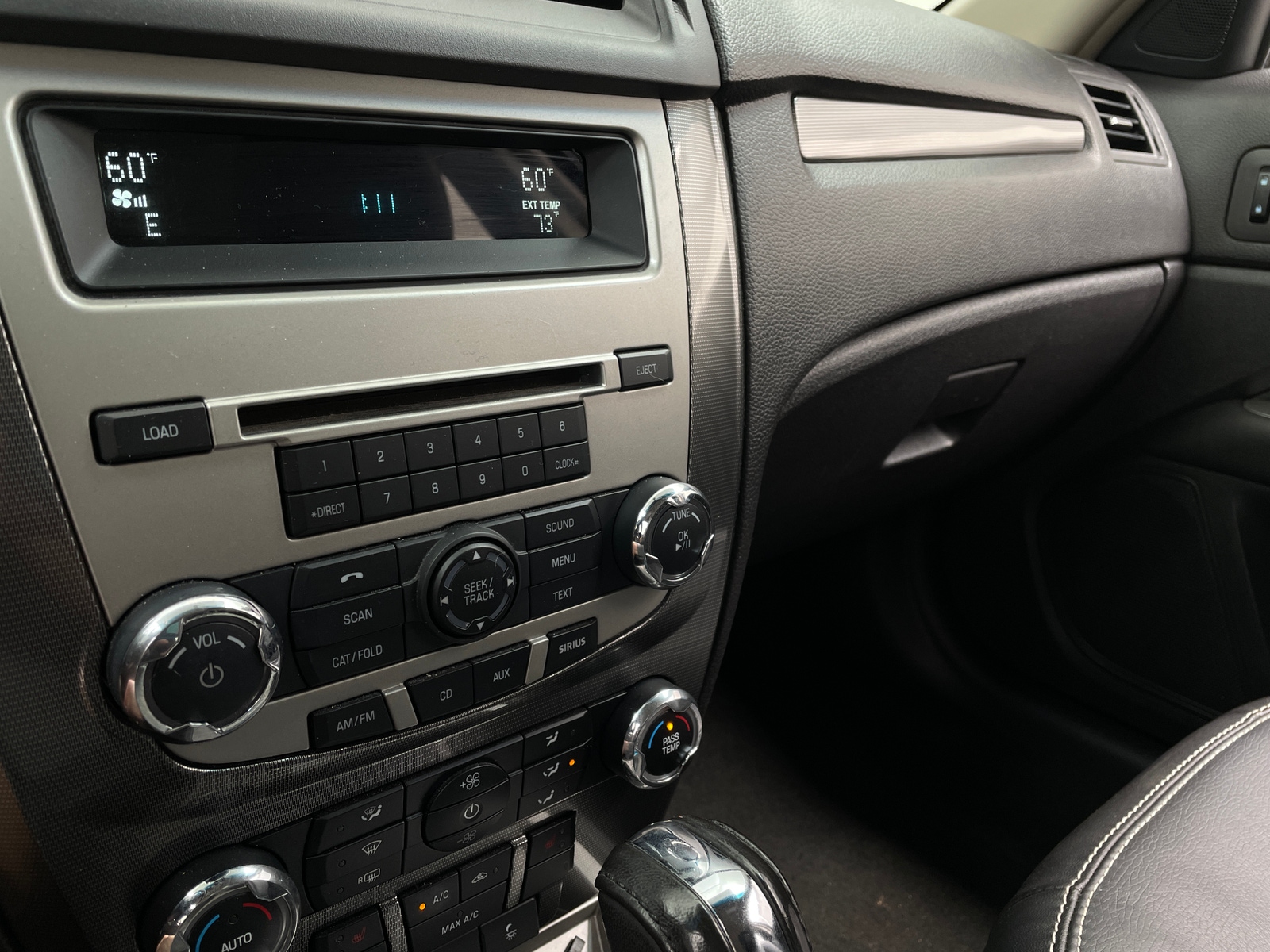 Thumbnail: 2011 Ford Fusion - 3