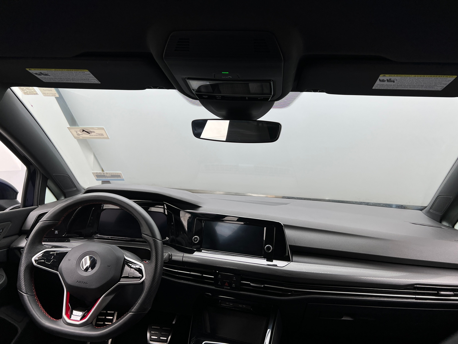Thumbnail: 2023 Volkswagen Golf - 3