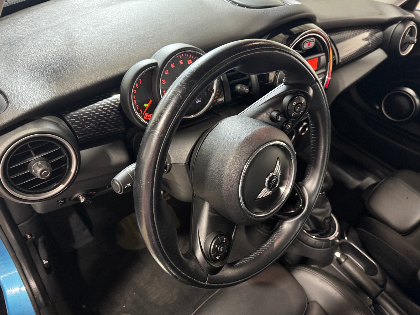 Thumbnail: 2015 MINI Cooper Hardtop - 3