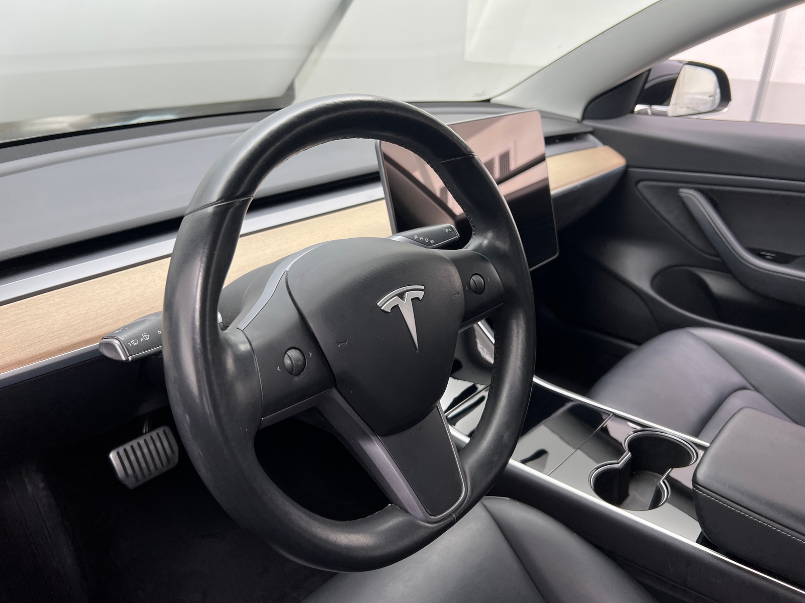 Thumbnail: 2019 Tesla Model 3 - 4