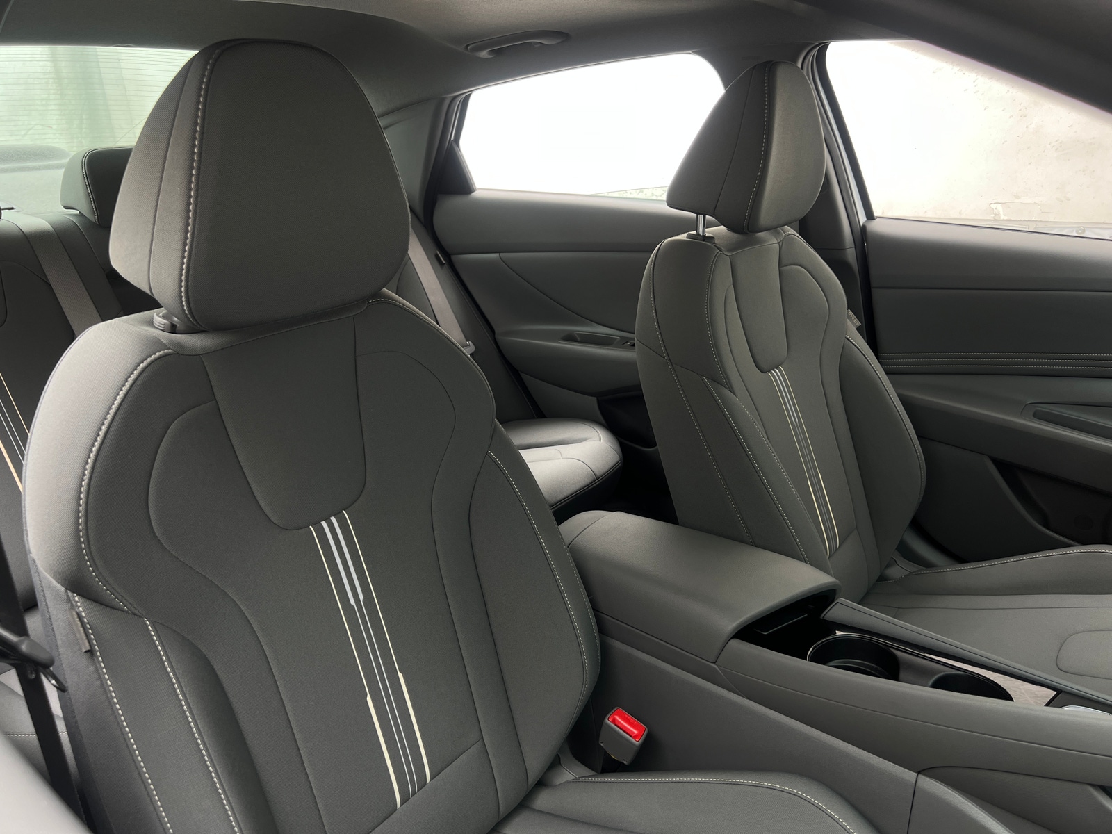 Thumbnail: 2024 Hyundai Elantra - 2